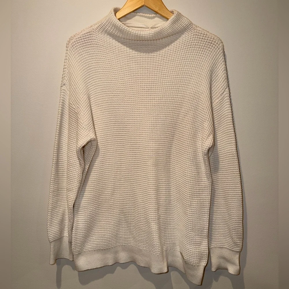 MICHAEL Michael Kors Cream Waffle Knit Mock Neck Sweater - Large EUC